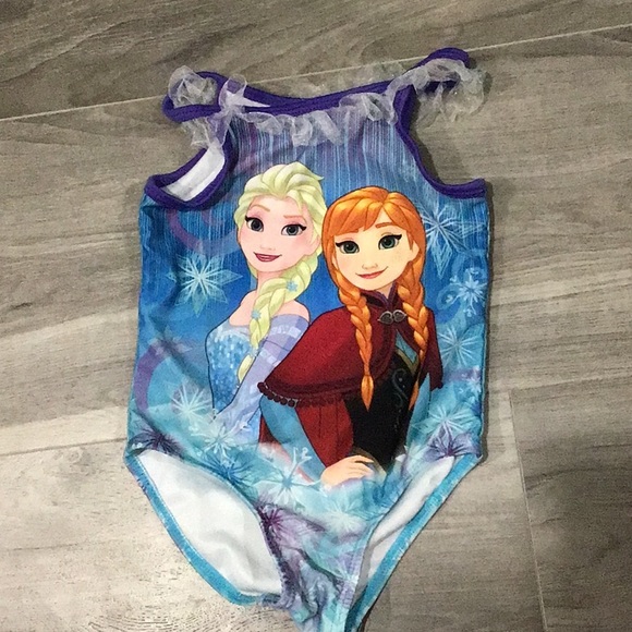 Girls Disney bathing suit - Picture 2 of 3